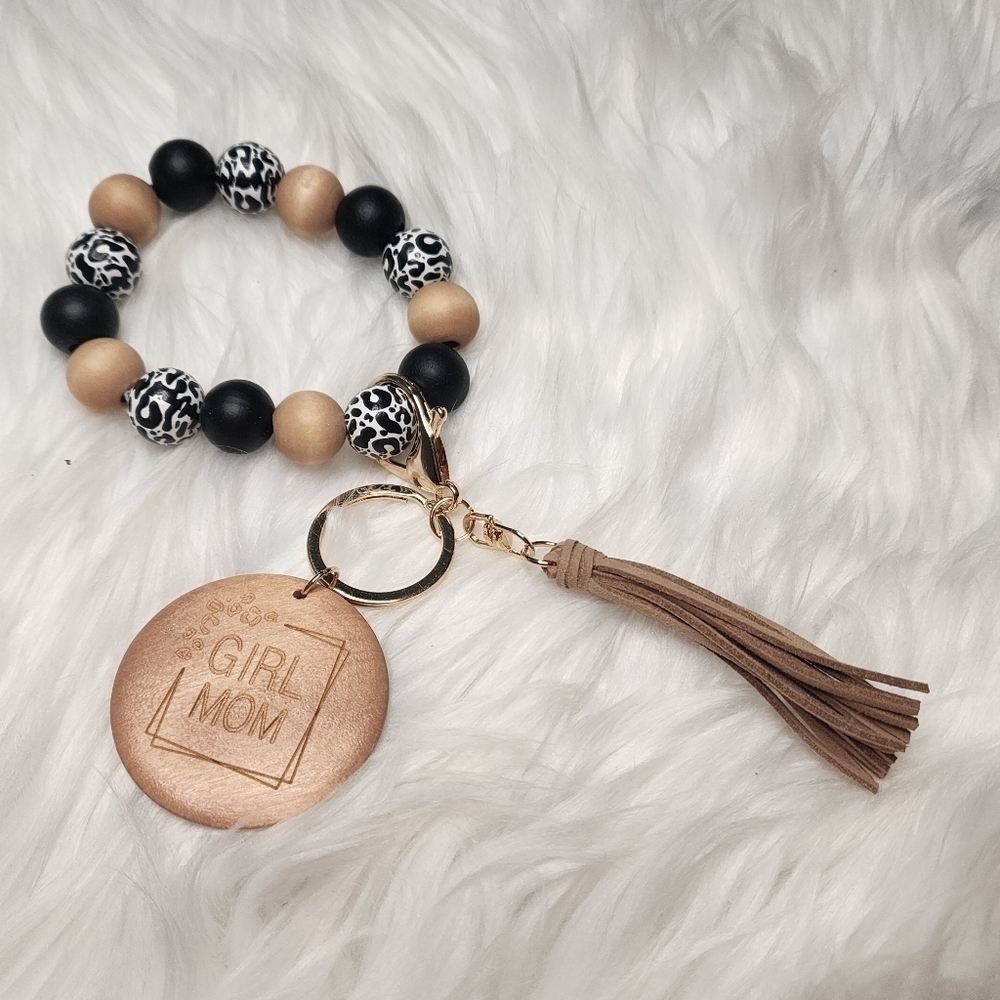 Girl Mom wristlet, mom gift, leopard wristlet, mama keychain, beaded wr…